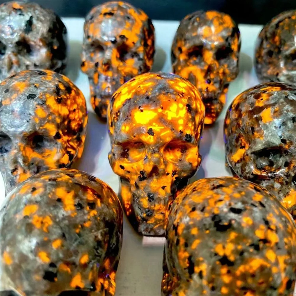 Estatua de calavera tallada Ub - Fire Starting Kit reseña y precio